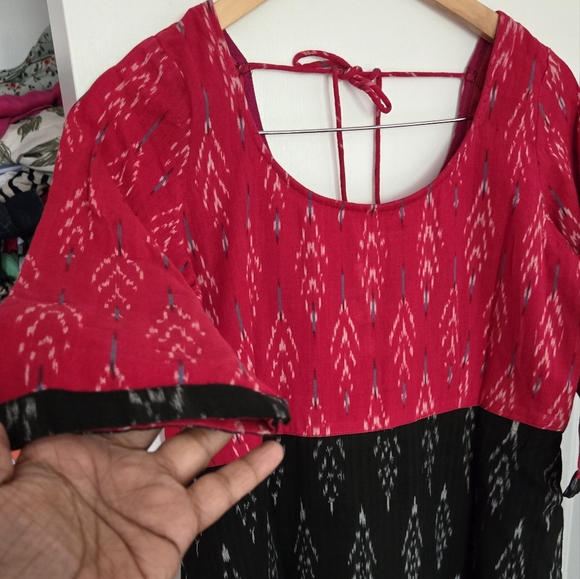 Customized dress - Picture 2 of 4